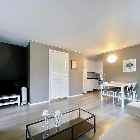 Lyder Sagens By 30 * Stavanger